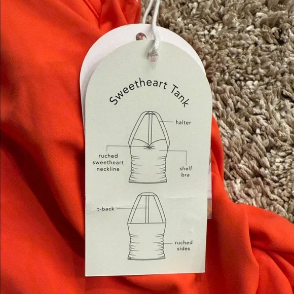 Women's Sweetheart And Halter Sleeveless Tops - Picture 4 of 7